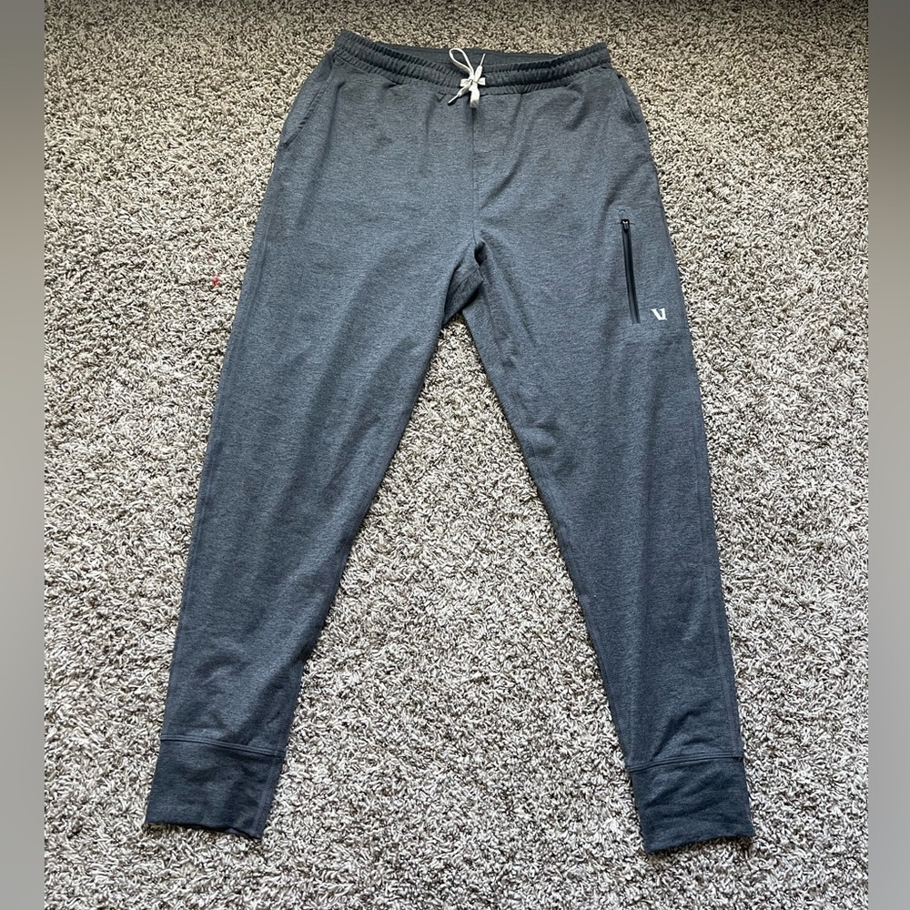 Vuori sunday jogger
